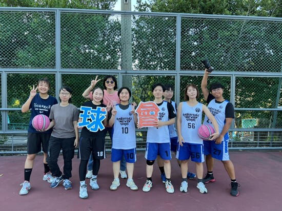 111學年度系友回娘家之以球會友(1111210)圖片